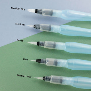 XFRH-AQUASH WATER BRUSH-MEDIUM(M)(WEB)